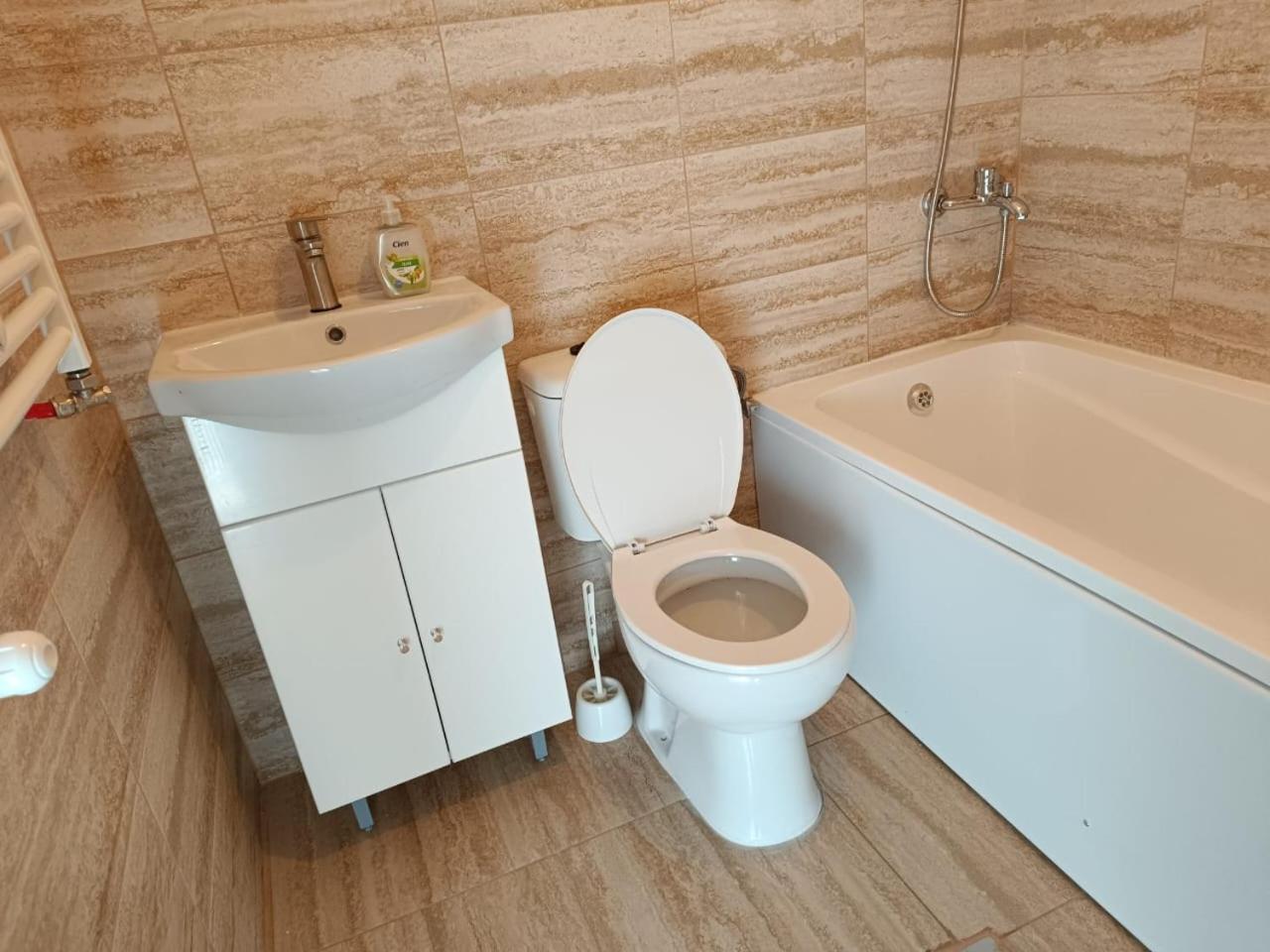 Viv Rosetti Hotel Iasi Buitenkant foto